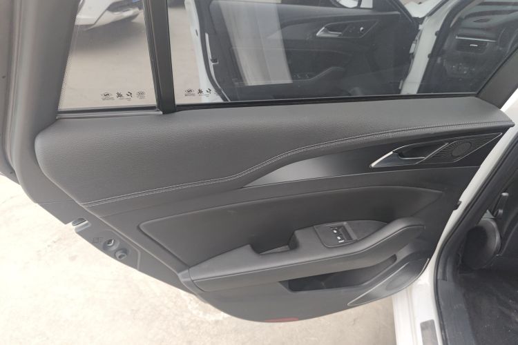 红旗H5 2022款 经典款 改款 1.8T 自动智联旗韵版中控内饰49