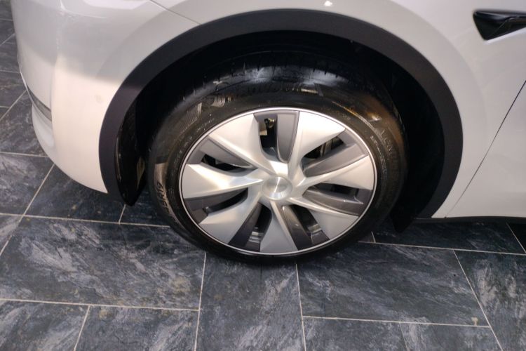 特斯拉 Model Y 2022款 改款 长续航全轮驱动版车身外观6007