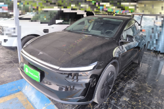 特斯拉 Model Y 2025款 改款 长续航全轮驱动版