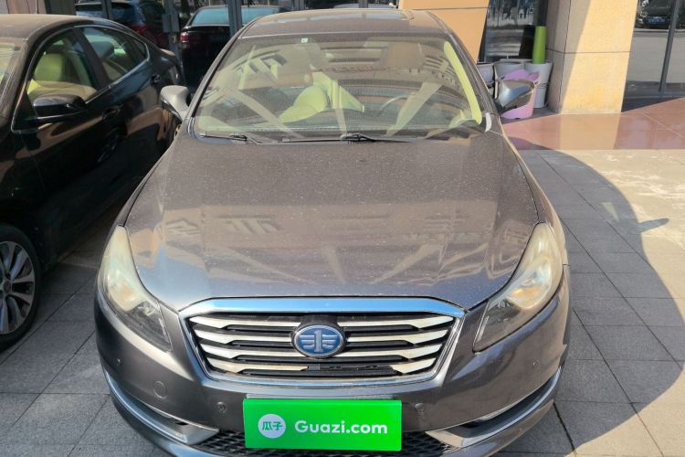 奔腾B70 2014款 2.0L 自动豪华型车身外观2