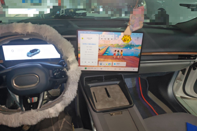 领克07 2024款 EM-P 126长续航 Pro中控内饰16