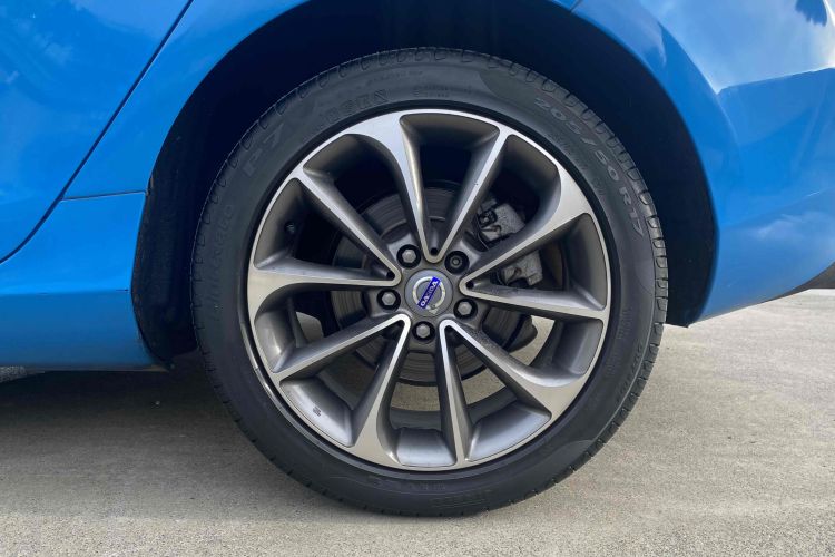 沃尔沃V40 2014款 2.0T 智雅版车身外观6008