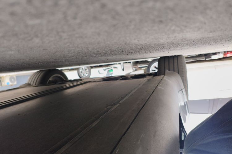 特斯拉 Model Y 2023款 后轮驱动版局部细节9001