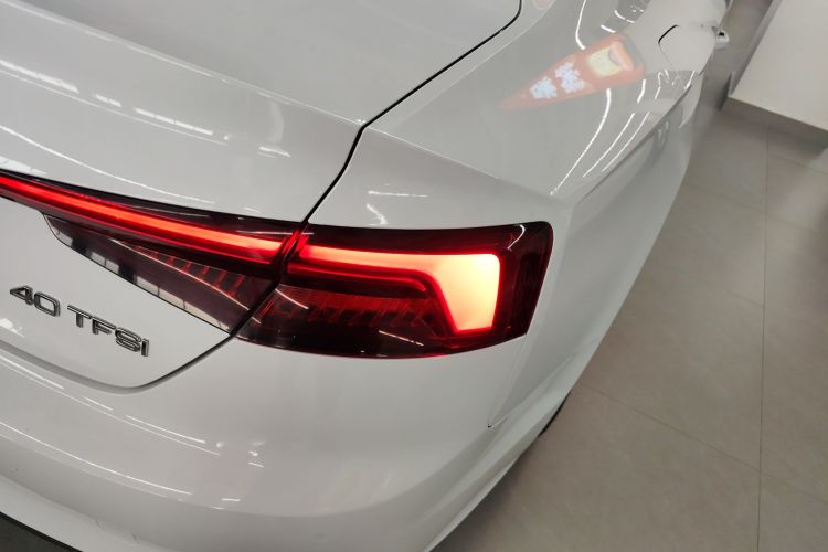 奥迪A5 2017款 Coupe 40 TFSI 时尚型车身外观6006