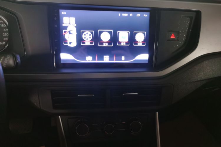 大众 Polo 2019款 Plus 1.5L 自动全景乐享版中控内饰16