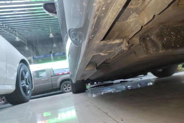 雷克萨斯ES 2018款 300h 卓越版 国V局部细节9002