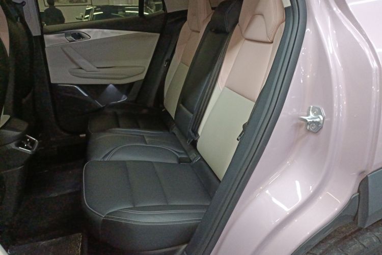 领克06 2023款 Remix 1.5T Shero中控内饰7004