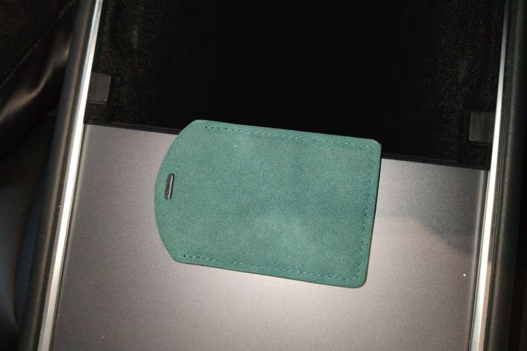 特斯拉 Model Y 2021款 标准续航后驱版中控内饰11