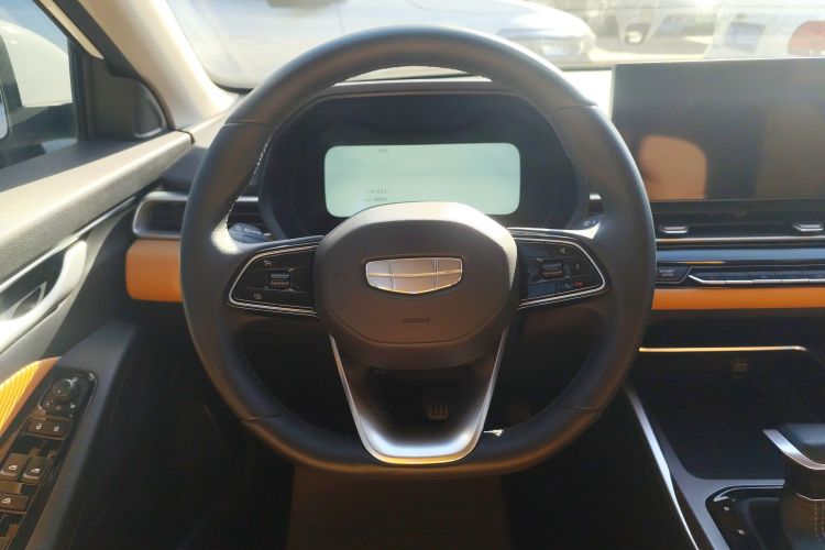 吉利汽车 帝豪 2025款 第4代 1.5L CVT旗舰型中控内饰13