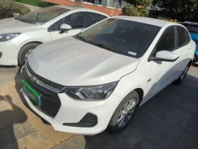 雪佛兰 科沃兹 2022款 325T 自动欣悦版