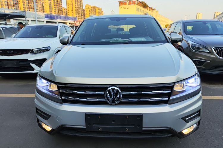 大众 途观L 2018款 330TSI 自动两驱豪华版车身外观6001