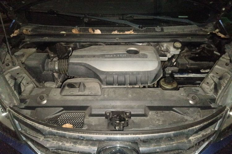 上汽大通MAXUS 大通G10 2014款 2.0T 自动豪华行政版局部细节24