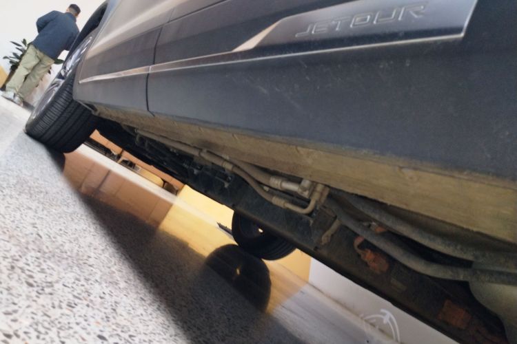 捷途山海L9 2024款 1.5TD 2DHT Pro 7座局部细节9002