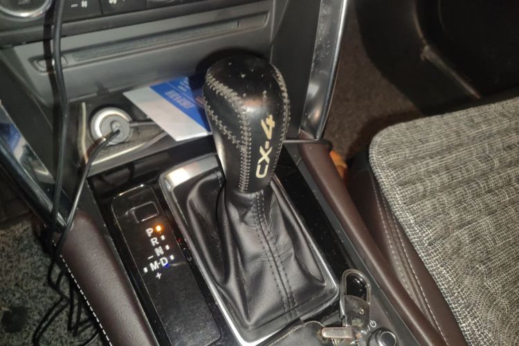 马自达CX-4 2016款 2.0L 自动两驱蓝天品位版中控内饰18