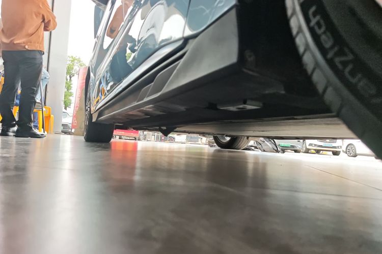 比亚迪 汉 2023款 EV 冠军版 506KM前驱尊贵型局部细节9002