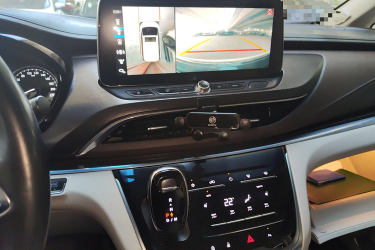 别克GL8 2020款 陆上公务舱 652T 豪华型中控内饰16