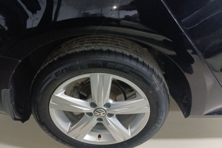 大众 朗逸 2017款 1.6L 自动风尚版车身外观6008