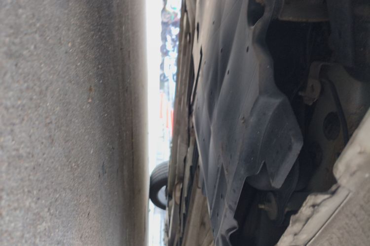 标致408 2015款 1.2T 自动豪华版局部细节9002