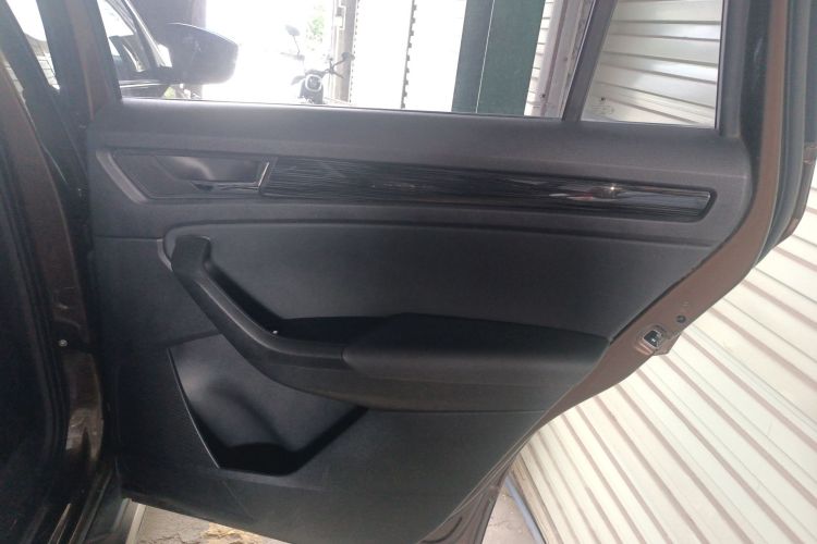 斯柯达 柯迪亚克 2018款 TSI330 7座两驱豪华优享版中控内饰7006