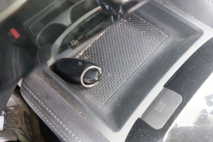 日产 奇骏 2015款 2.0L CVT舒适MAX版 2WD中控内饰11