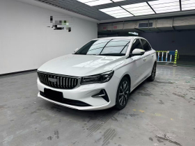 吉利汽车 帝豪 2025款 第4代 1.5L CVT尊贵型