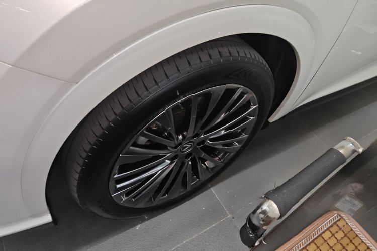 雷克萨斯RX 2023款 350h 四驱醇享版车身外观6007