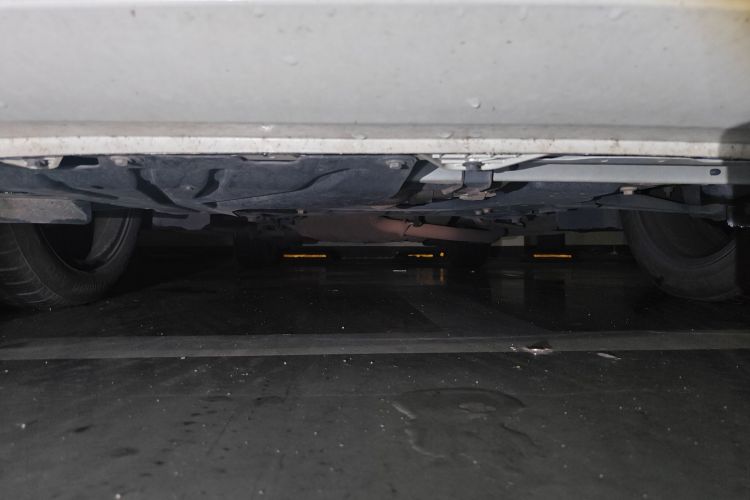 五菱汽车 五菱凯捷 2022款 280T 1.5T CVT旗舰型局部细节9008