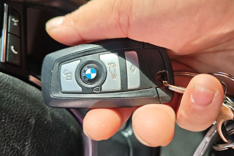 宝马5系 2017款 520Li 典雅型中控内饰7001