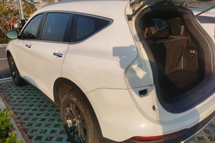 东风风光 风光ix7 2020款 2.0TGDI 自动两驱都市豪华版车身外观4