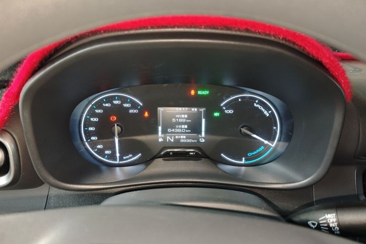 五菱汽车 五菱宏光新能源 2025款 增程式混动 50KM 舒适型局部细节14