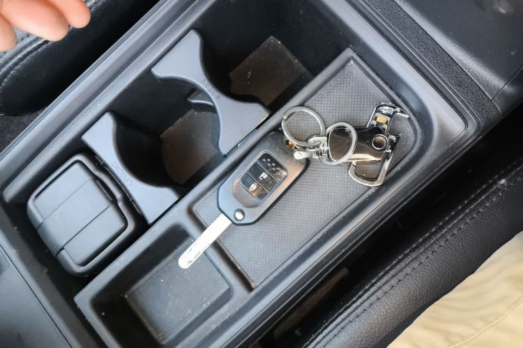 本田CR-V 2016款 2.0L 两驱都市版中控内饰7001