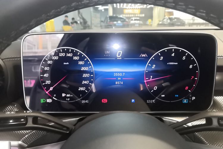 奔驰C级 2025款 C 260 L 皓夜运动版局部细节14