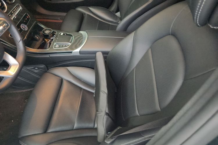 奔驰C级 2021款 C 260 L 运动星耀臻藏版局部细节19