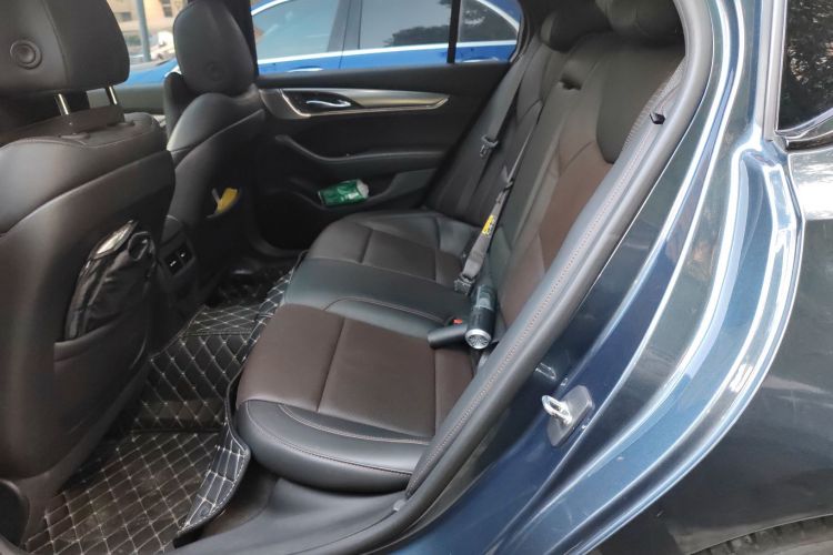 凯迪拉克CT5 2020款 改款 28T 领先运动型中控内饰21