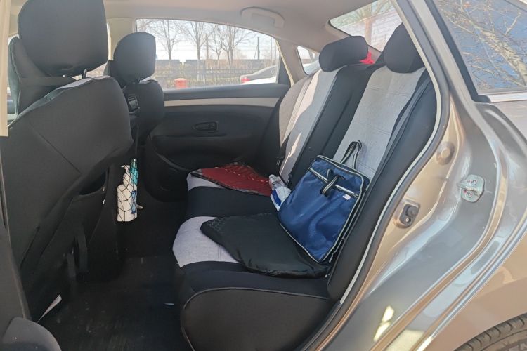 日产 轩逸 2016款 经典 1.6XE 手动领先版中控内饰21