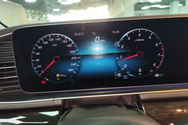 奔驰GLE 2020款 GLE 350 4MATIC 时尚型中控内饰14