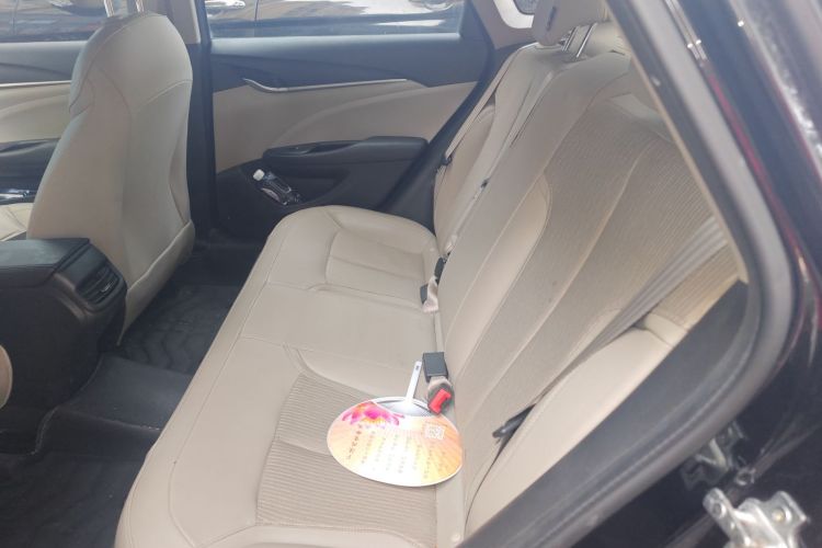 别克 英朗 2016款 15N 手动精英型中控内饰21