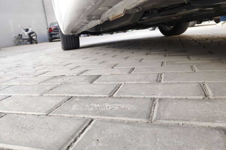 长安 悦翔V7 2016款 1.6L 自动乐享型 国V局部细节9003