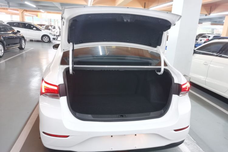 别克 英朗 2021款 典范 1.5L 自动精英型局部细节23