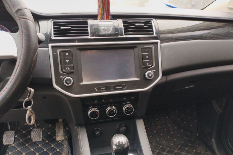 比速汽车 比速M3 2017款 1.5L 豪华型局部细节16