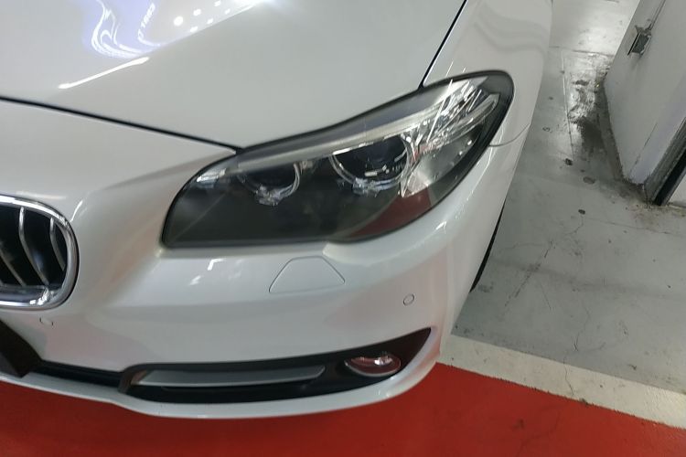 宝马5系 2014款 525Li 领先型局部细节36