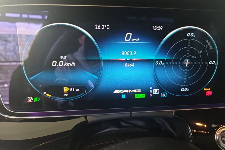 奔驰 2023款 AMG GT 50 四门跑车中控内饰15