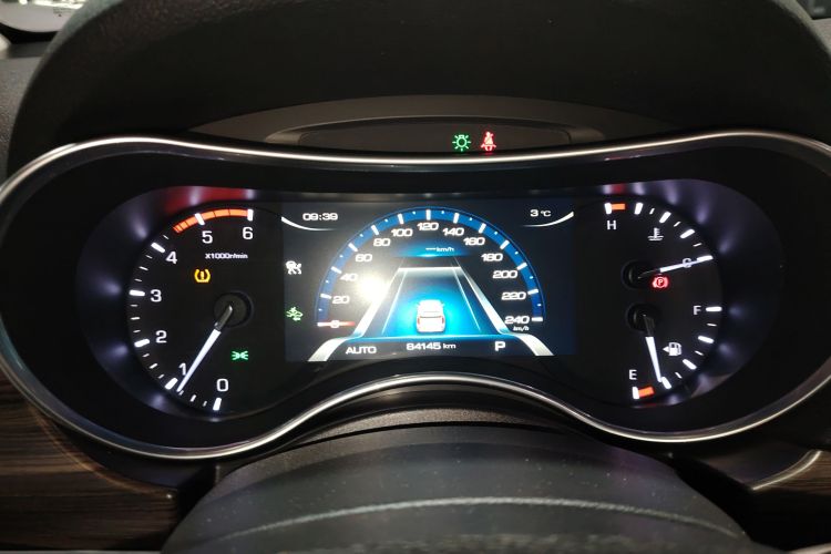 哈弗H9 2017款 2.0T 柴油四驱尊享型 5座中控内饰14