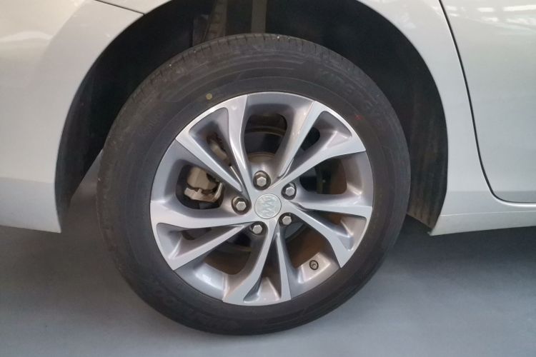 别克 威朗 2023款 Pro 乐享版车身外观6008