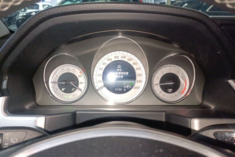 奔驰GLK级 2013款 GLK 300 4MATIC 时尚型局部细节14