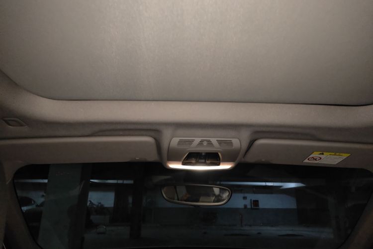 宝马X1 2016款 sDrive18Li 时尚型中控内饰22