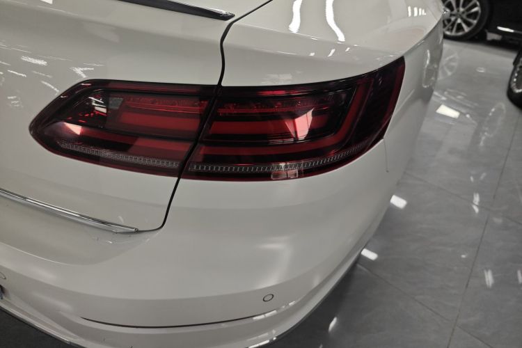 一汽-大众CC 2021款 380TSI 夺目版车身外观9