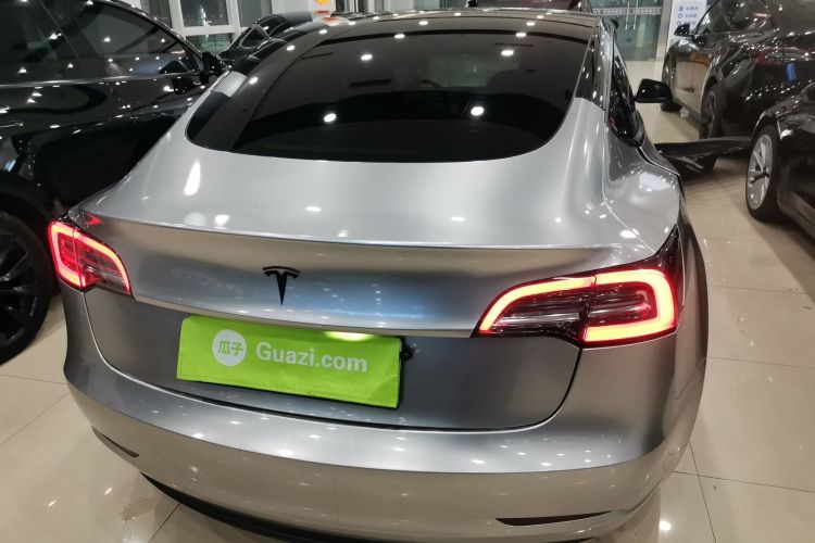 特斯拉 Model 3 2022款 后轮驱动版车身外观6004
