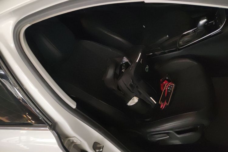 标致308 2016款 1.6L 自动豪华版局部细节41