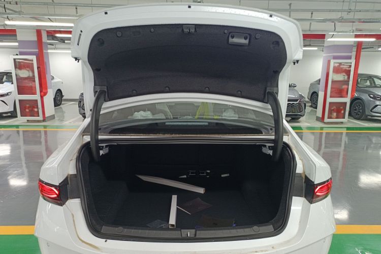 比亚迪 秦PLUS 2025款 DM-i 智驾版 55KM领先型局部细节23